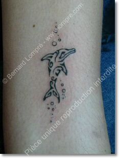 dauphin-tattoo-polynesien.jpg
